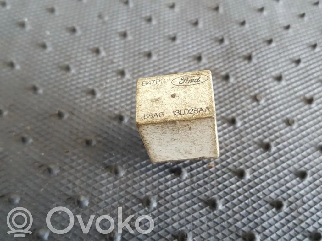 Ford Mondeo MK I Otros relés 