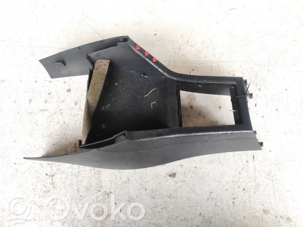Audi 80 90 S2 B4 Kita salono detalė 