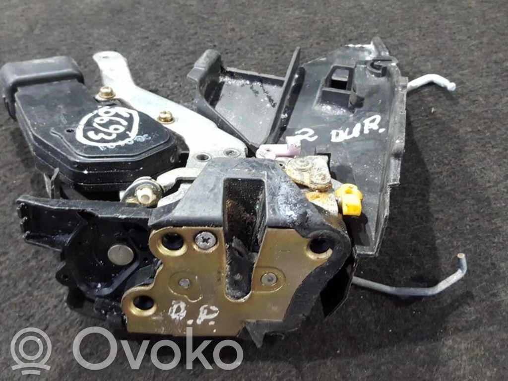 Toyota Corolla E110 Încuietoare ușă față 