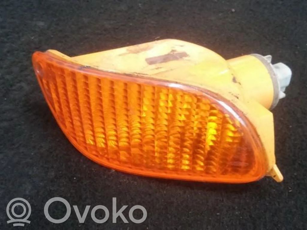 Ford Focus Front indicator light 