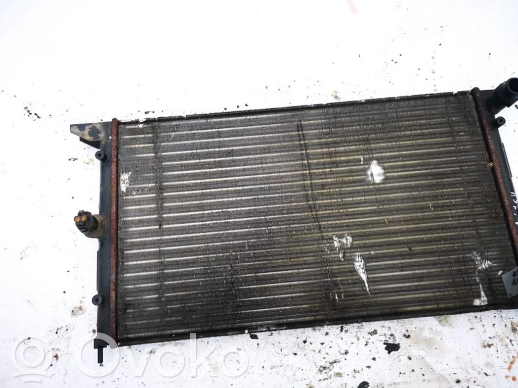 Seat Alhambra (Mk1) Coolant radiator 