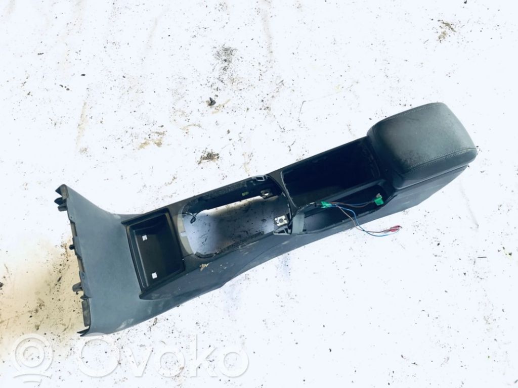 Armrest   8687407,30755349,30755349,8687407