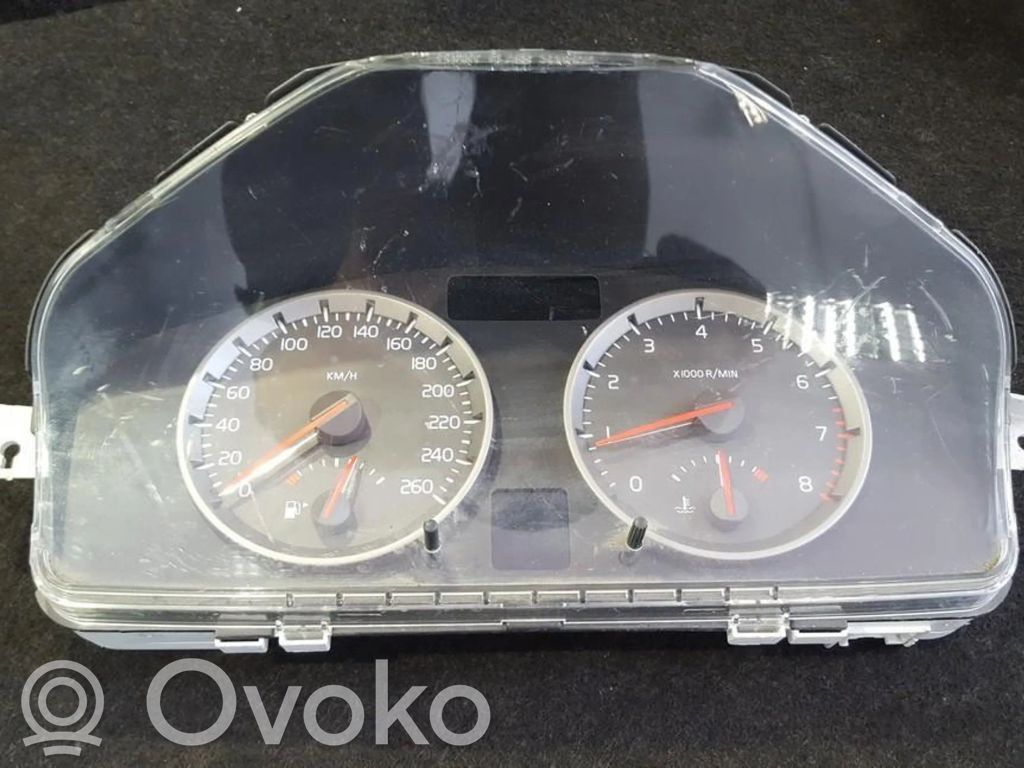 Volvo S40 Speedometer (instrument cluster) 