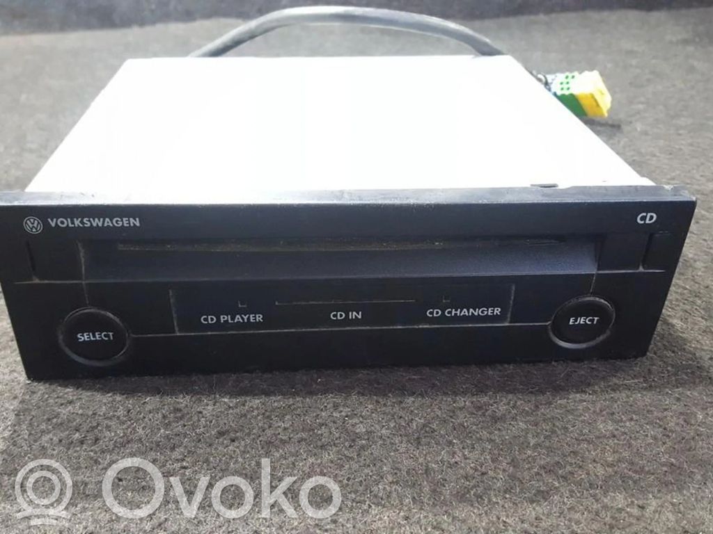 Volkswagen PASSAT B5.5 Schimbător CD/DVD 