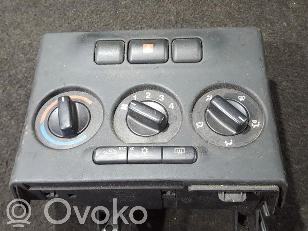 Opel Zafira A Panel klimatyzacji
