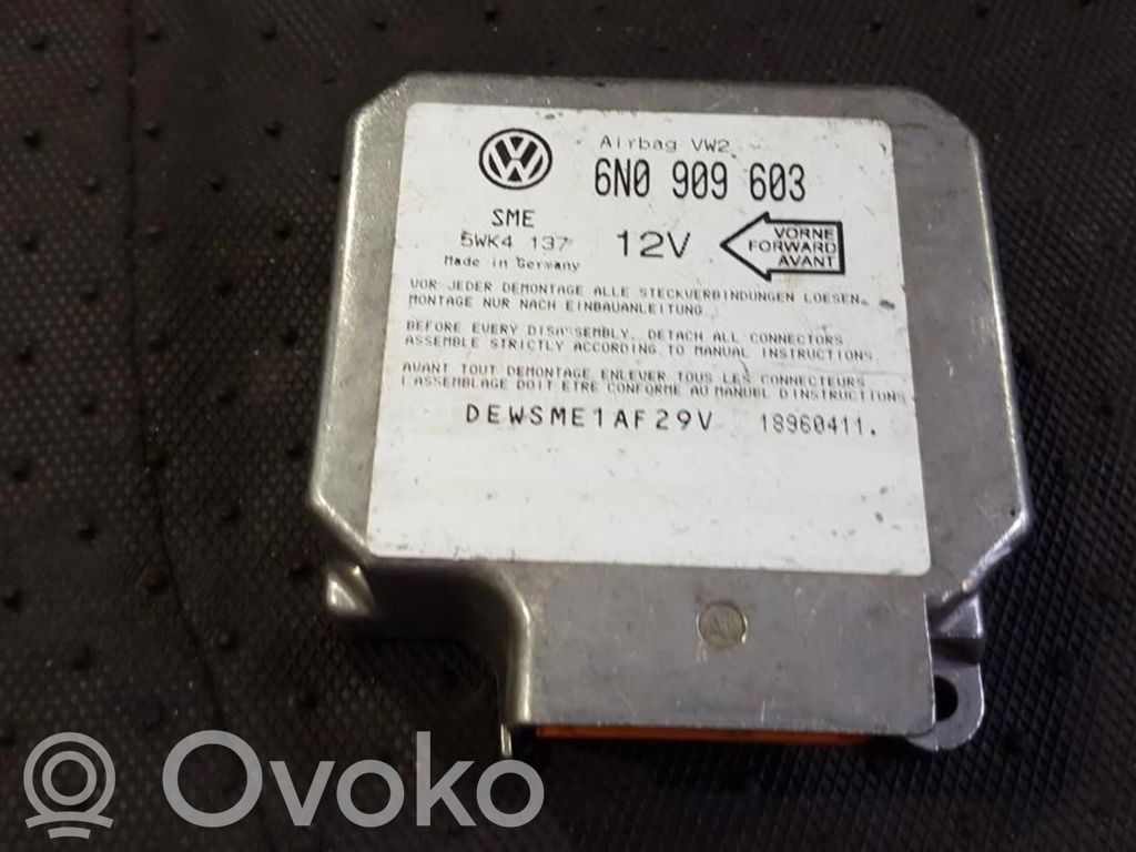 Volkswagen Golf III Centralina/modulo airbag