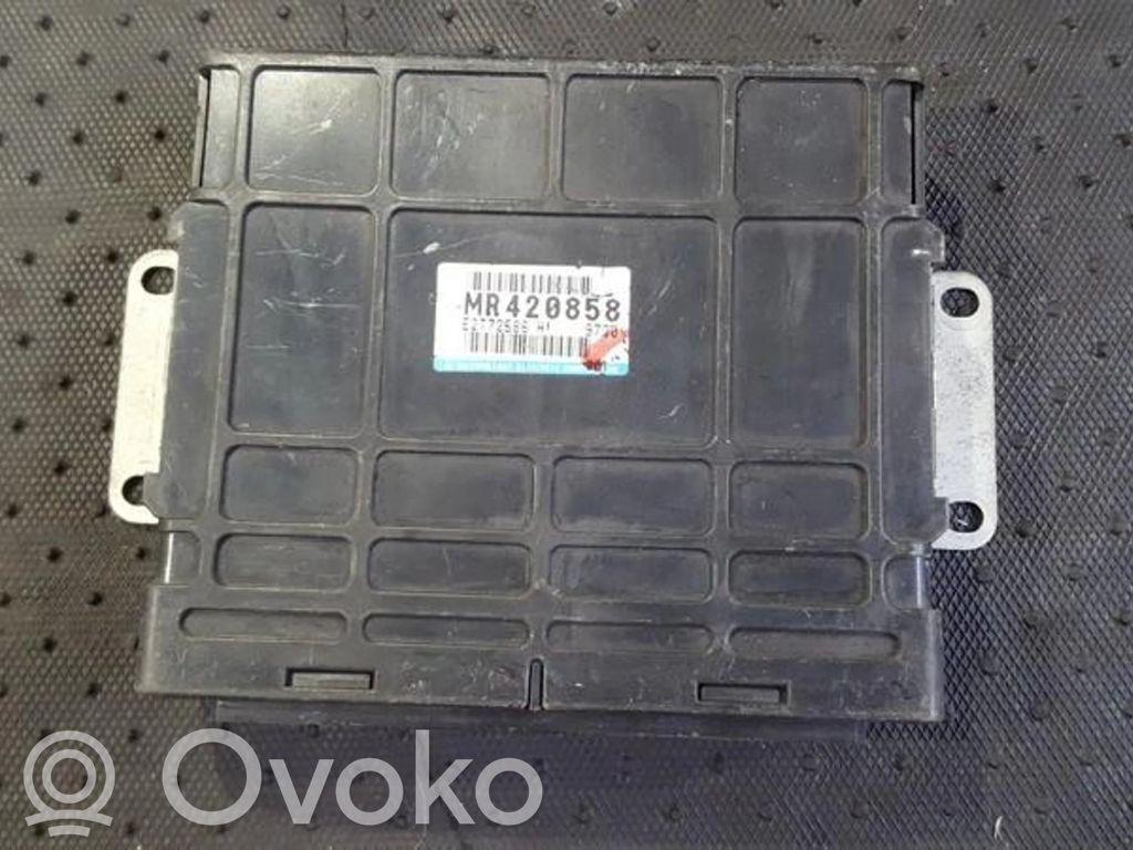 Mitsubishi Space Wagon Engine control unit/module 
