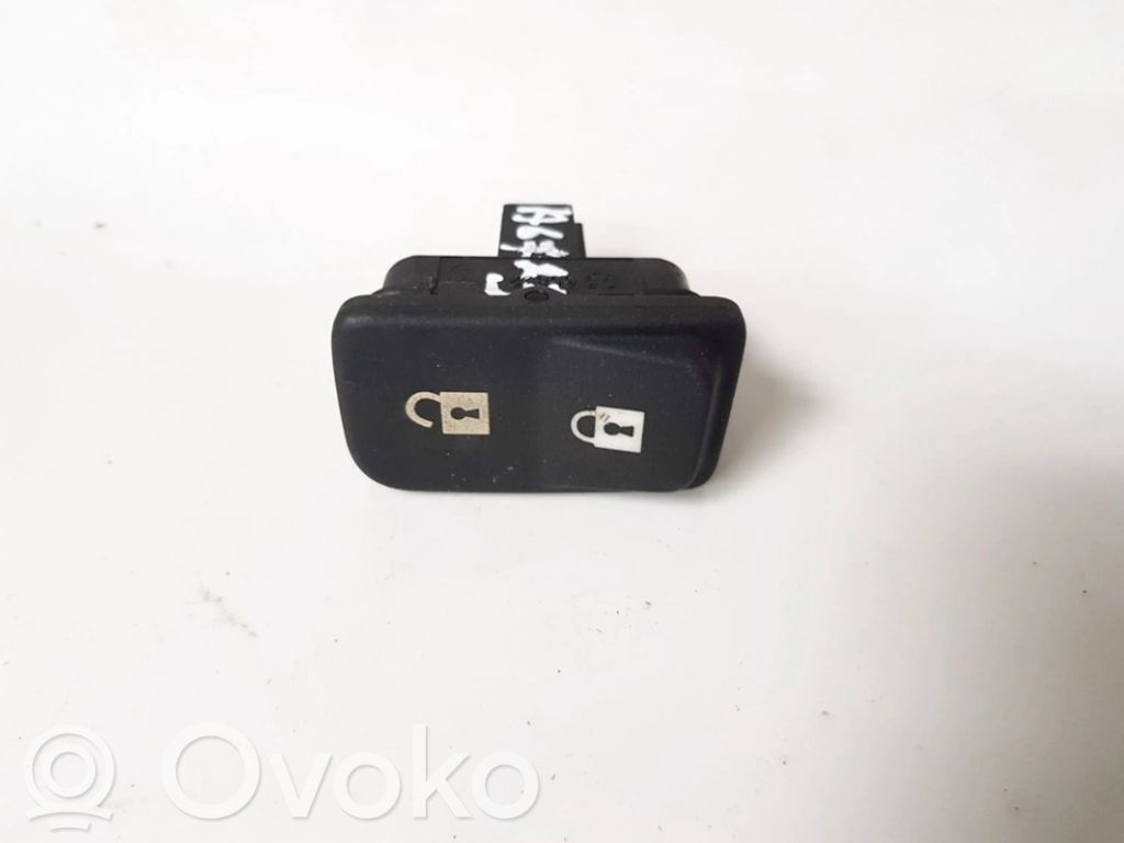 Volvo V50 Central locking switch button 