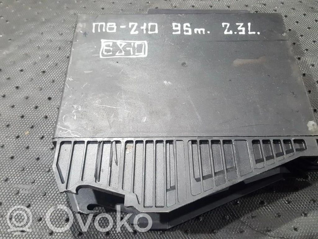 Módulo de confort/conveniencia   2108203826,33562696W24,2108203826,335626,96W24