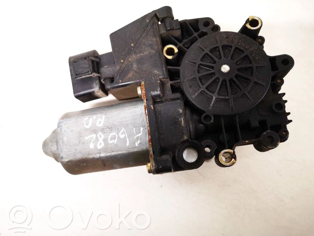 Audi A4 S4 B5 8D Motor macara geam ușă față 