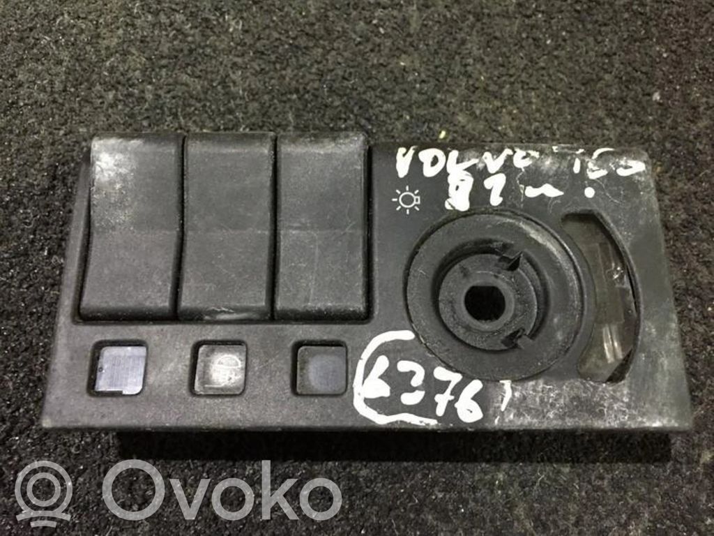 Volvo 440 Fog light switch 