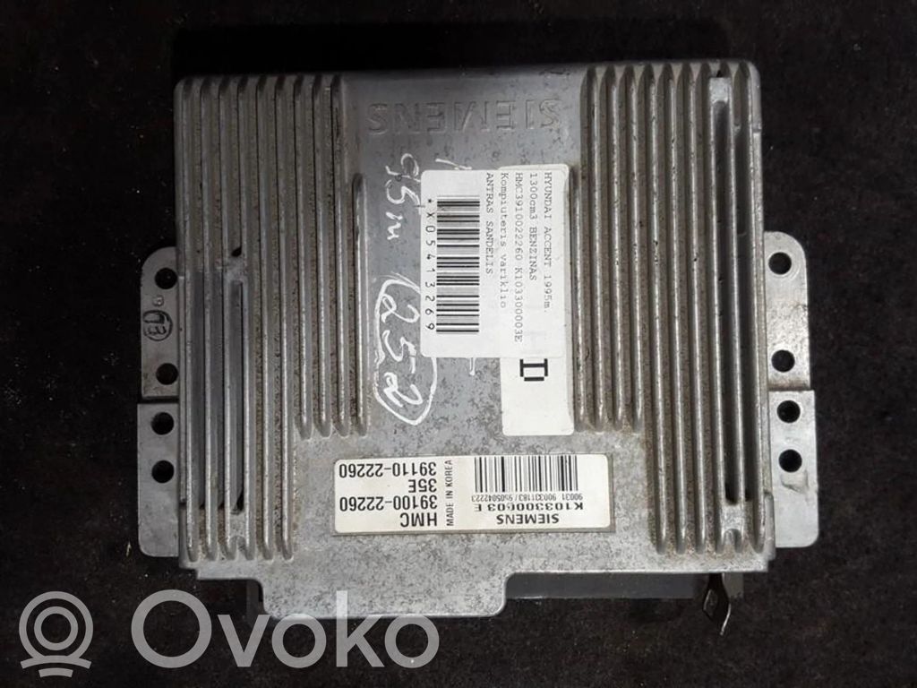 Hyundai Accent Engine control unit/module 