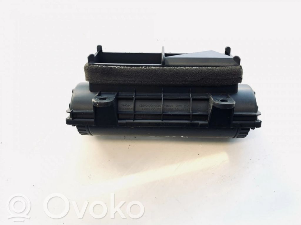 Nissan X-Trail T30 Griglia di ventilazione centrale cruscotto