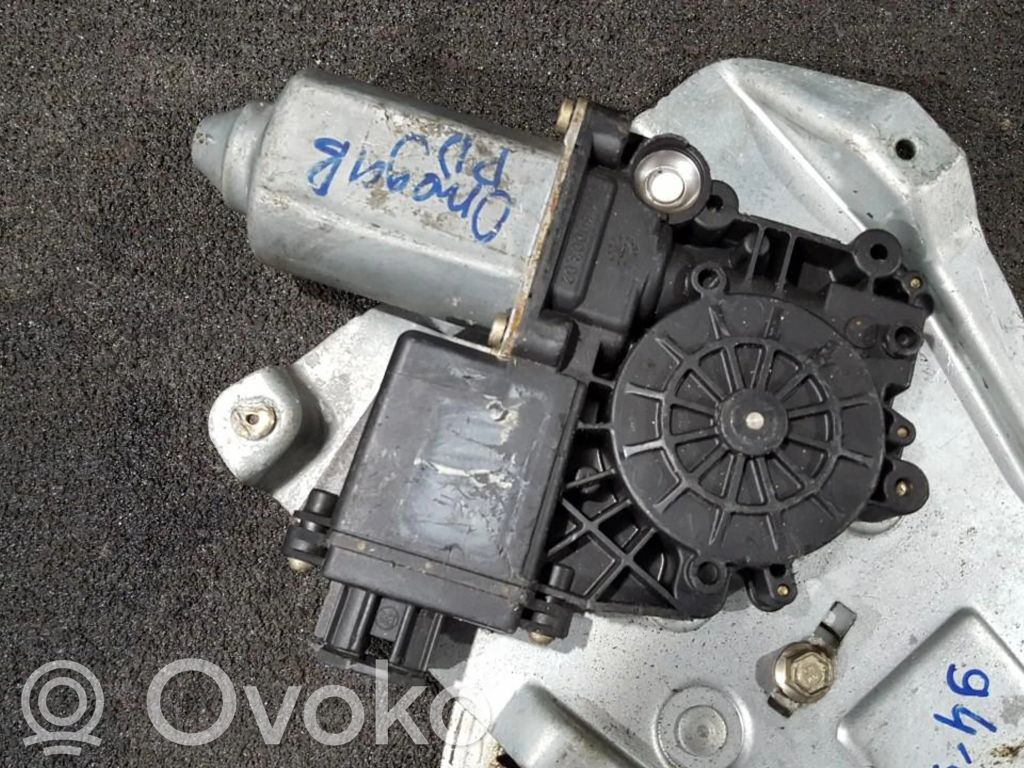 Silnik regulatora szyby drzwi przednich   0536000302,193799000,0536000302,193799000,7743000734