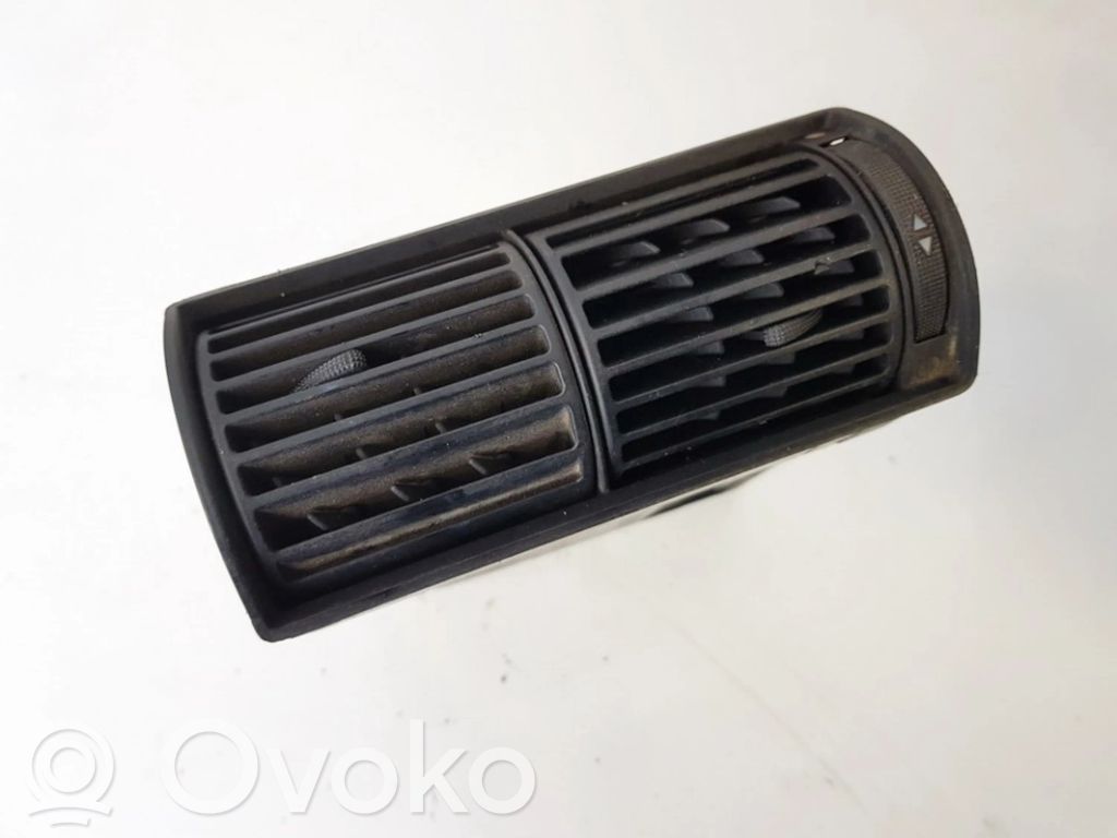 Rejilla de ventilación central del panel   4A1820902,4A1820902