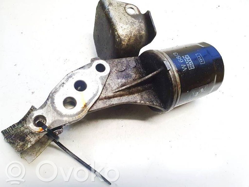 Öljynsuodattimen kannake   W683,W683