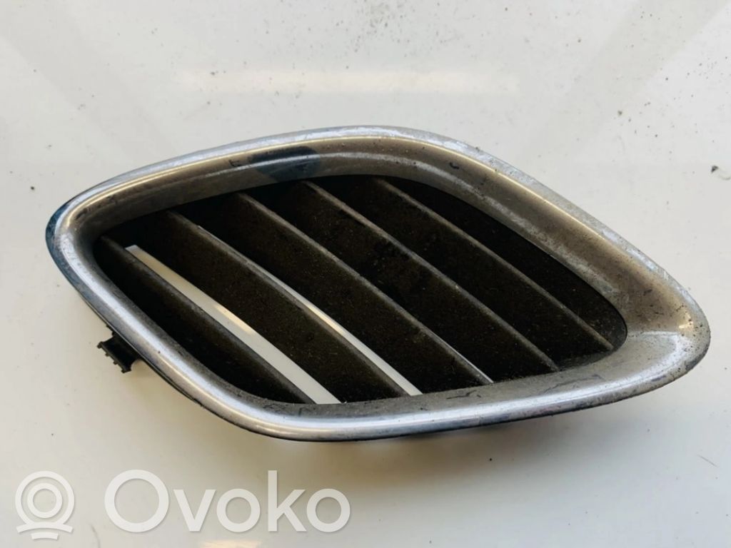 Etusäleikkö   12787226,12787226