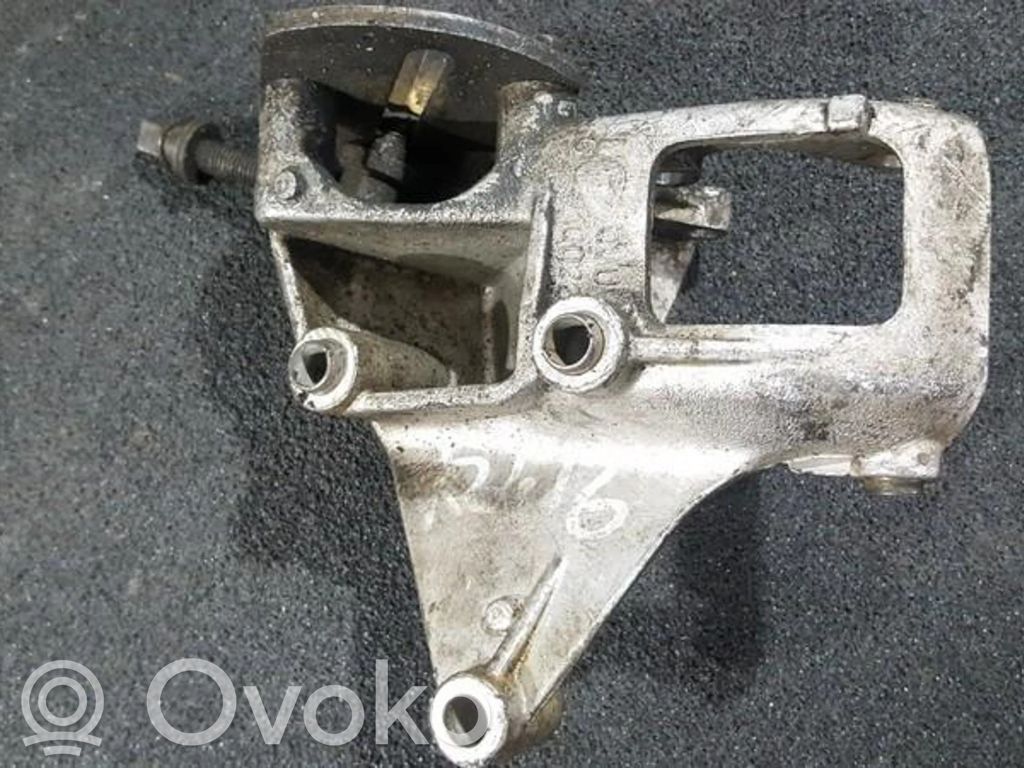 Rover 214 - 216 - 220 Łapa / Mocowanie silnika