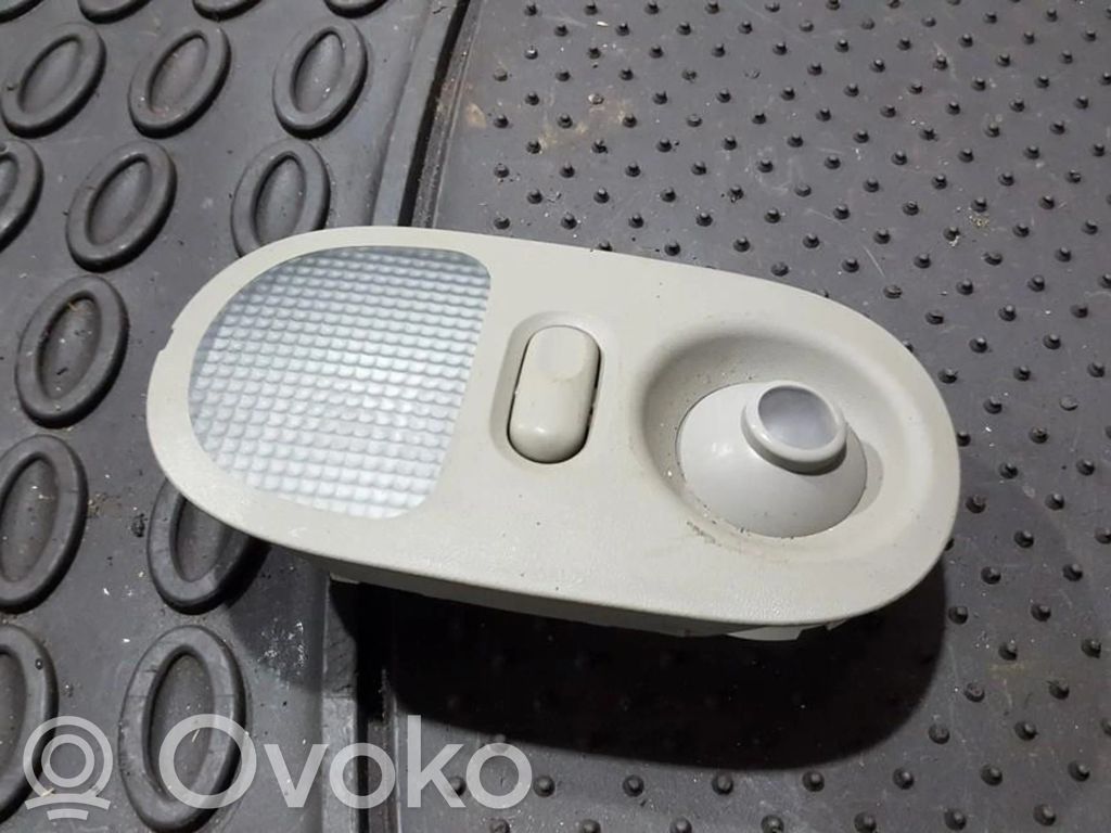 Renault Clio II Luz del asiento delantero 