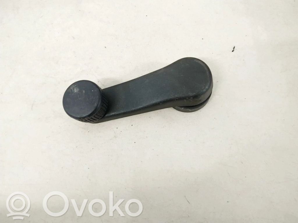 Skoda Fabia Mk2 (5J) Manovella finestrino della portiera anteriore 
