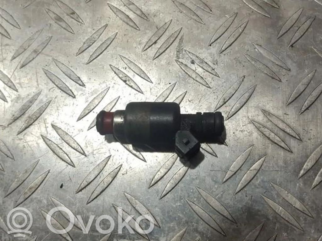 Opel Vectra B Inyector de combustible 
