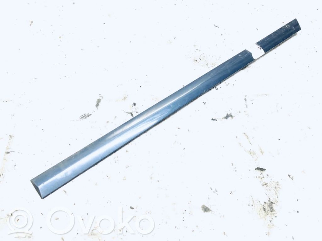 Opel Vectra C Listwa drzwi tylnych 