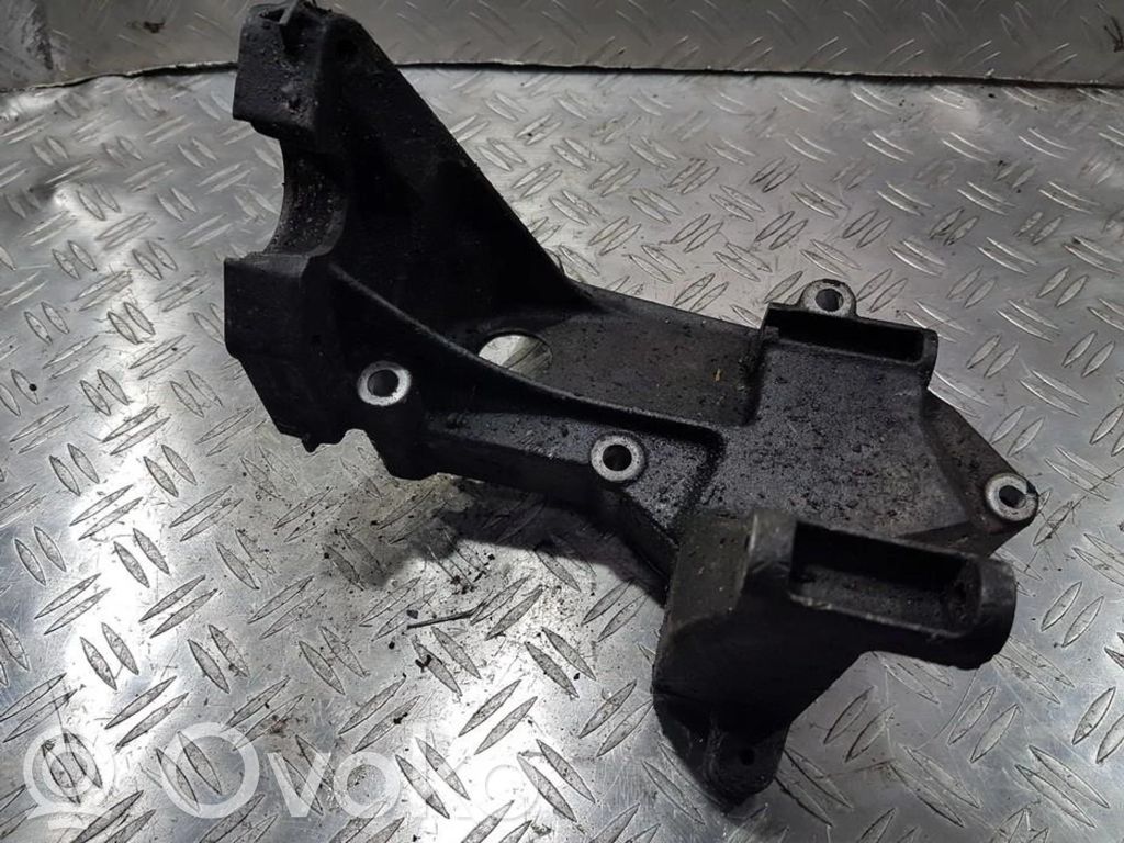 Soporte de montaje del motor (Usadas)   98FF10239BE,98FF10239BE