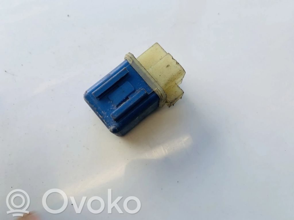 Nissan Primera Inne przekaźniki 