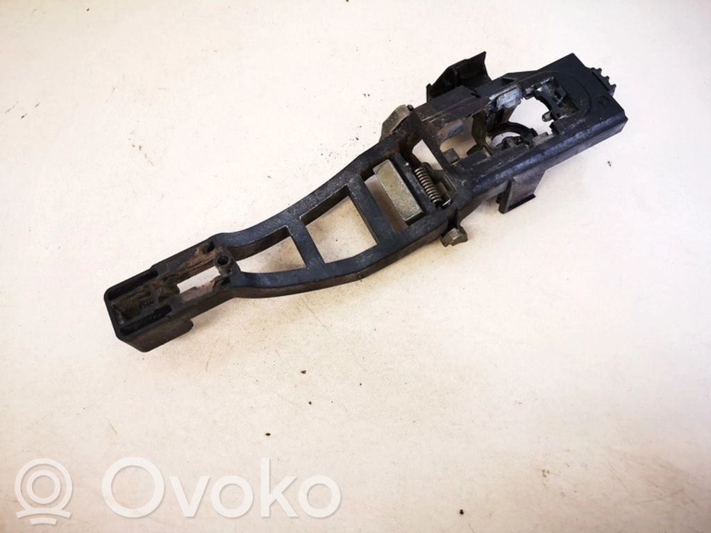 Ford Focus Manecilla externa puerta delantera 