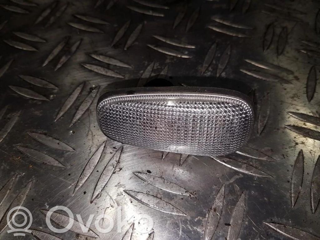 Opel Astra G Feu clignotant répétiteur d'aile avant