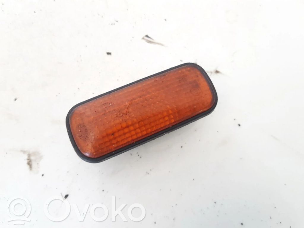 Front fender indicator light   E10152632,E10152632