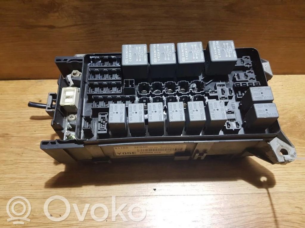 Skrzynka bezpieczników / Komplet   911603E040,10031118047,10031118047,911603E040