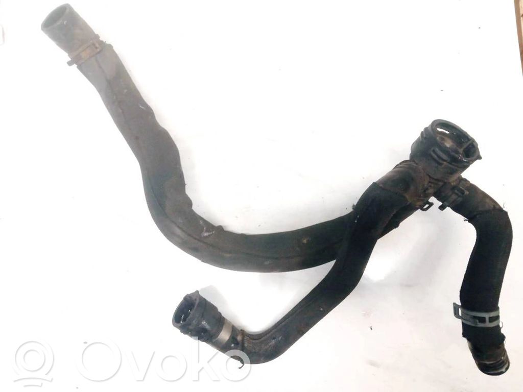 Audi A4 S4 B8 8K Tubo flessibile del liquido di raffreddamento del motore 
