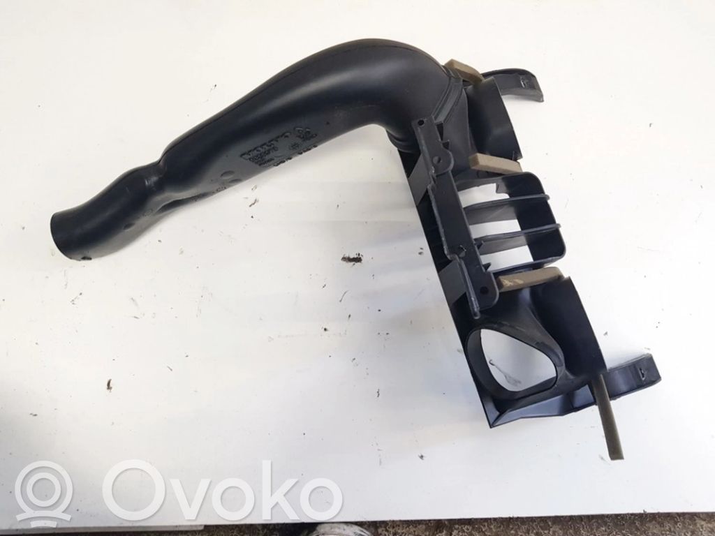 Volvo V70 Einzelteil Lufteinlasskanal 
