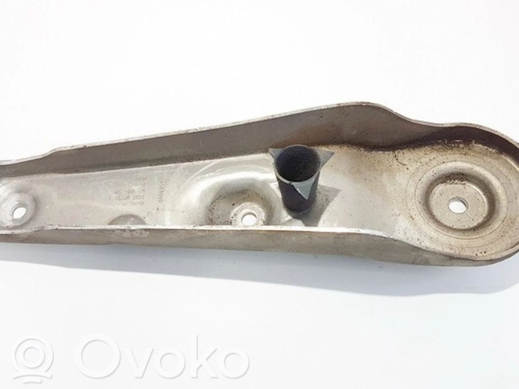 BMW 7 F01 F02 F03 F04 Kronšteins 