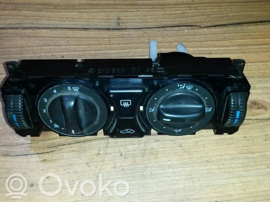 Mercedes-Benz C W202 Unitate control climatizare 