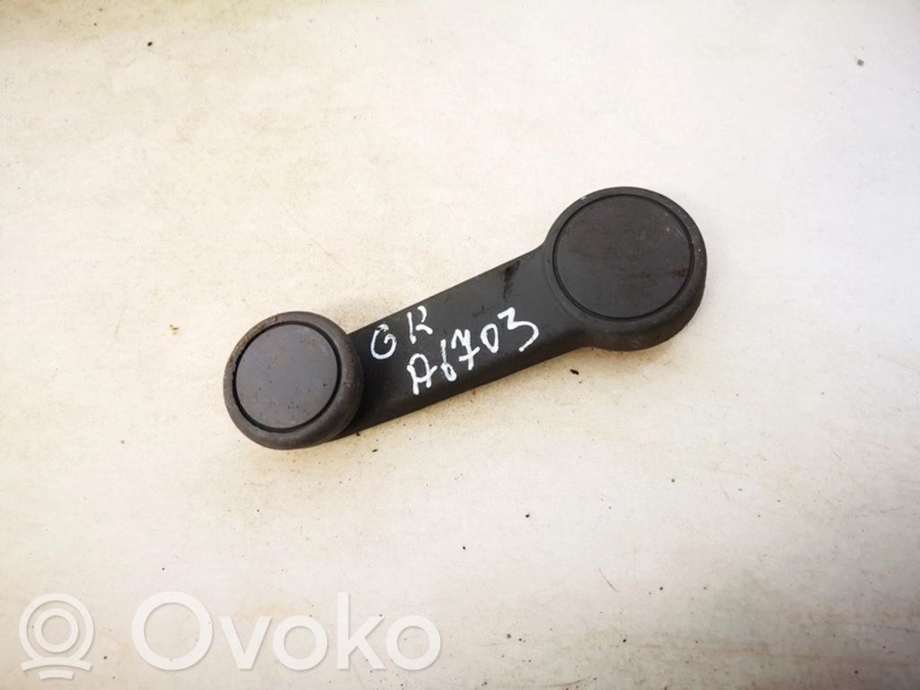 Ford Focus Etuoven ikkunan kampi 