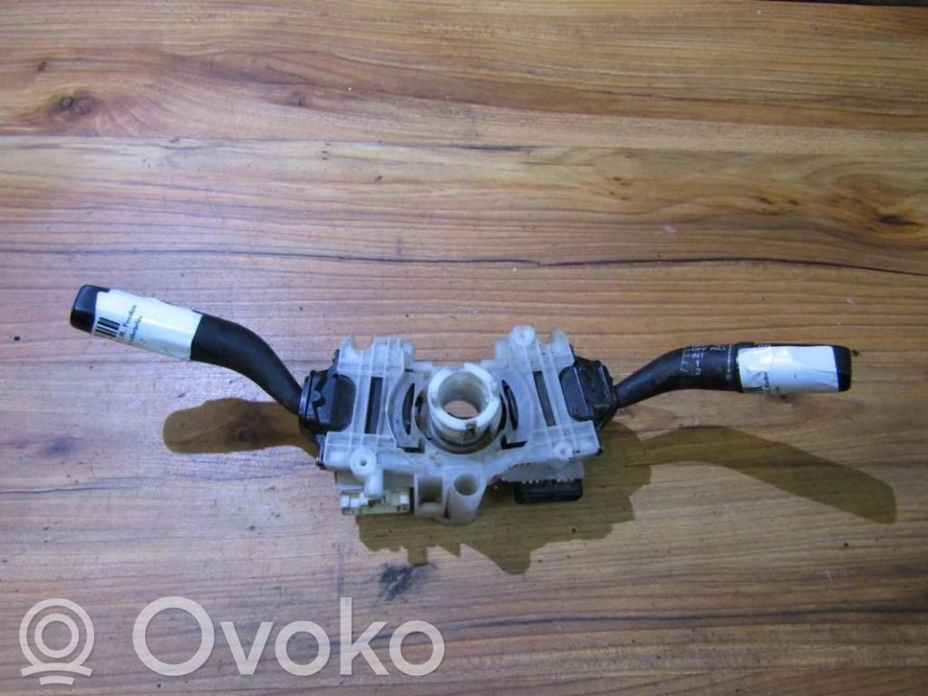 Mazda MPV Commodo, commande essuie-glace/phare 