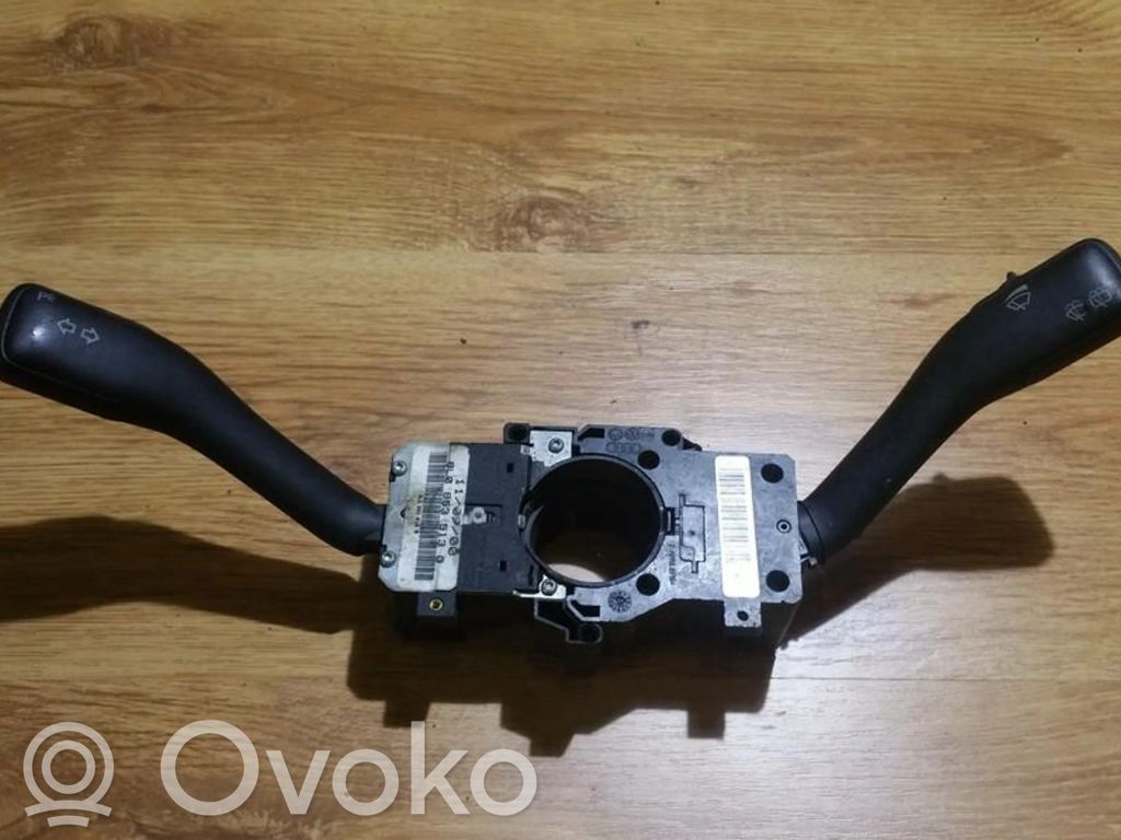 Volkswagen PASSAT B5 Leva/interruttore dell’indicatore di direzione e tergicristallo
