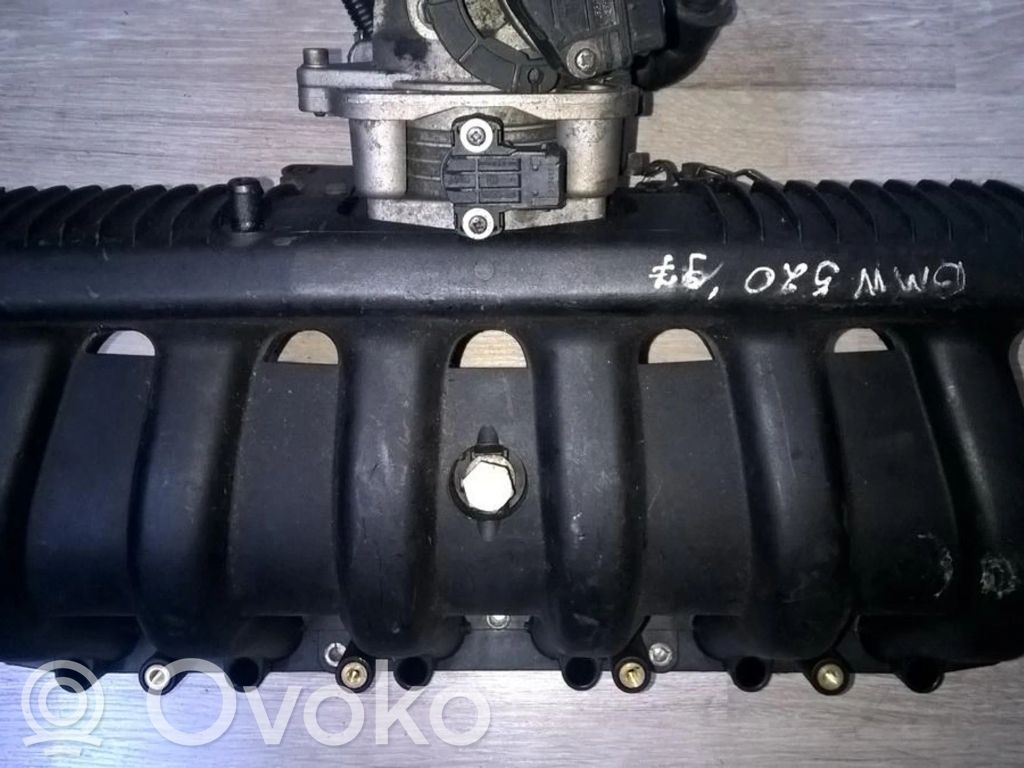 Kolektor ssący   11611427618,11161427618,11161427618,11611427618,2900301819