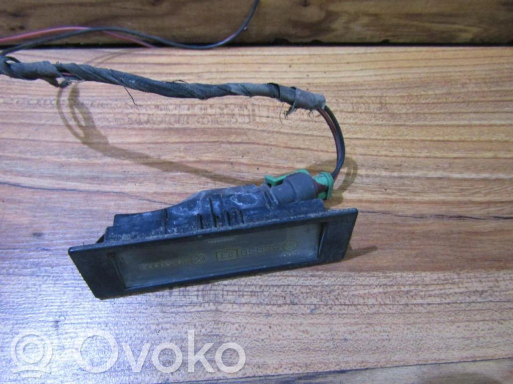 Éclairage de plaque d'immatriculation   46408006,46408006