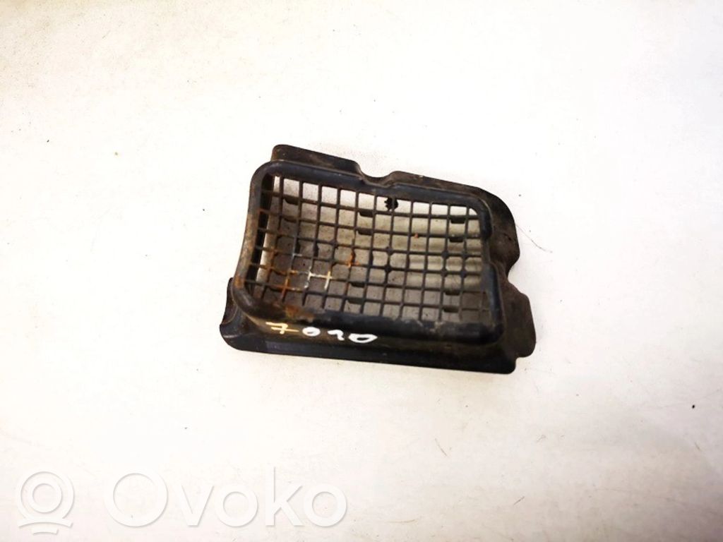BMW 1 E81 E87 Muu ulkopuolen osa 