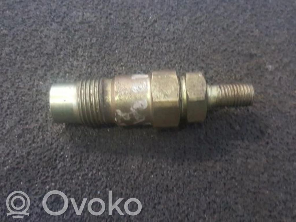 Nissan Almera Injector combustibil 