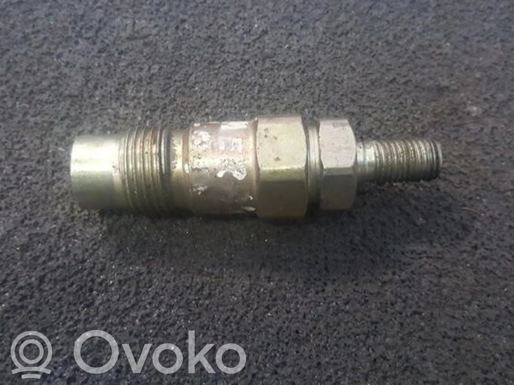 Nissan Almera Injector combustibil 
