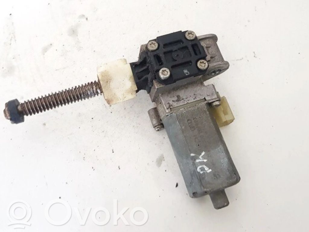 BMW 7 E65 E66 Istuimen säätömoottori 