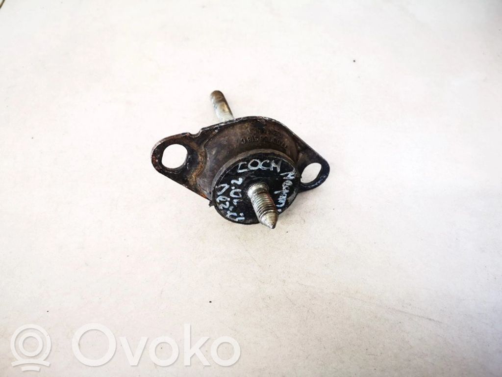 Renault Megane I Engine mount bracket 
