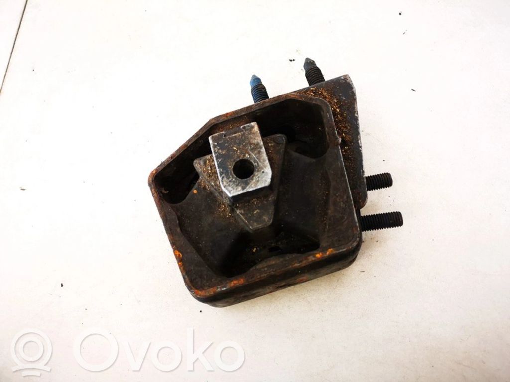 Ford Escort Engine mount bracket 