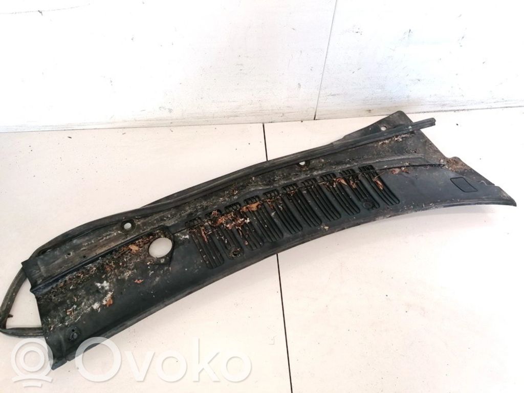 Nissan Almera Tino Zierleiste Scheibenwischer