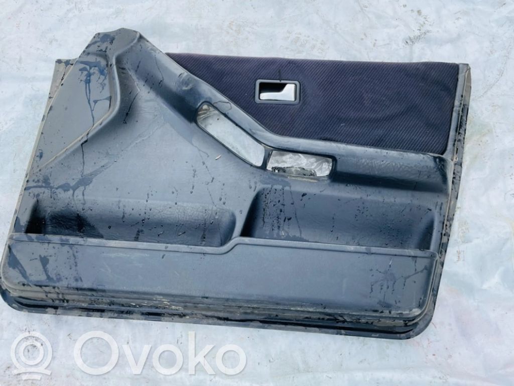 Audi 80 90 B3 Etuoven verhoilu 