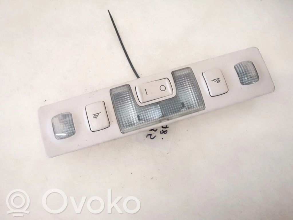 Luz del asiento trasero   4B0947111,4B0947111